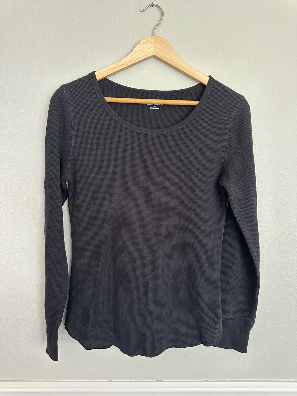 Old Navy Black Long-Sleeve Waffle Knit Top